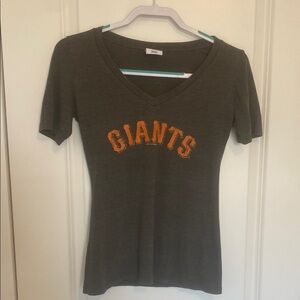 Campus Lifestyle San Francisco Giants V-Neck‎ T-Shirt